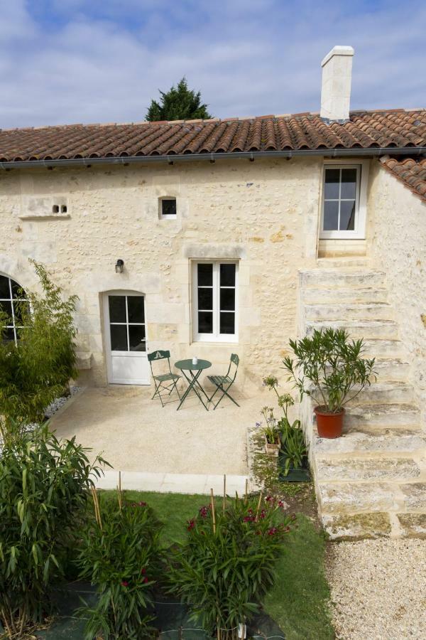 Le Clos De Tesson ภายนอก รูปภาพ